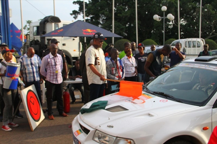 Départ du 40è Rallye de Bandama avec 26 équipages