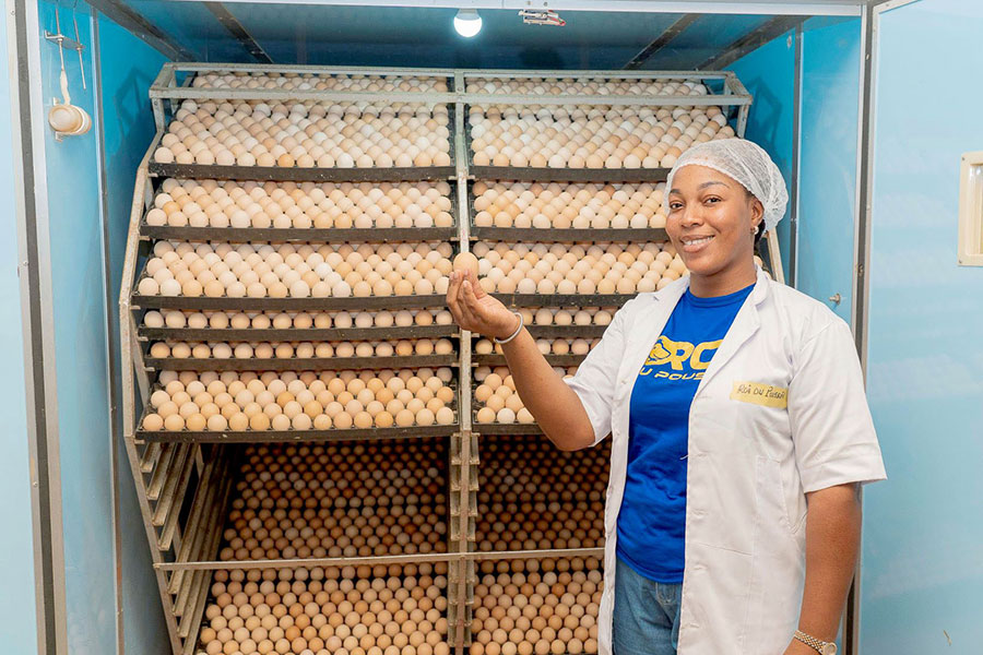 Région des Grands-Ponts : les programmes d'insertion professionnelle favorisent l'autonomisation de la jeune fille