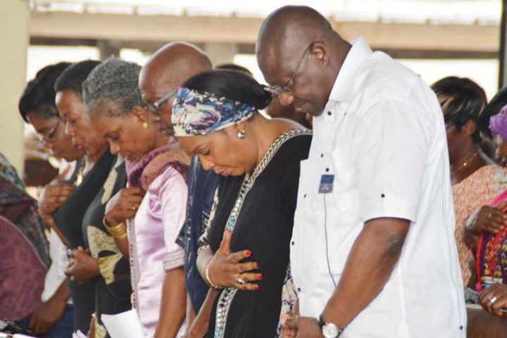 Religion/Treichville : Grand chemin de croix du Vendredi Saint « Convertissez-vous et marchez résolument à la suite du Christ »