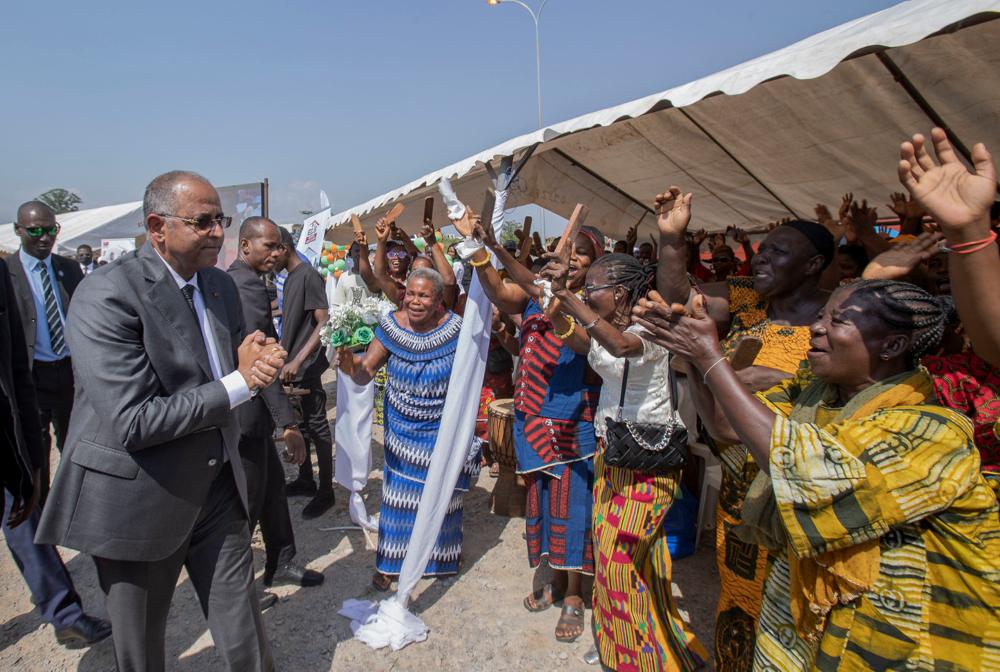 Remise de 5 617 clés de logements sociaux et économiques à Songon-Kassemblé : les acquéreurs reconnaissants au gouvernement