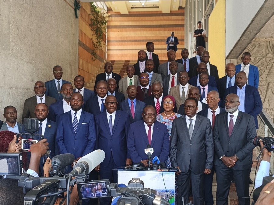 Rencontre entre les maires du district d’Abidjan et Cissé Bacongo : «Pourquoi les déguerpissements qui ont eu lieu à boribana constituent l’exception qui confirme la règle » (ministre-gouverneur)