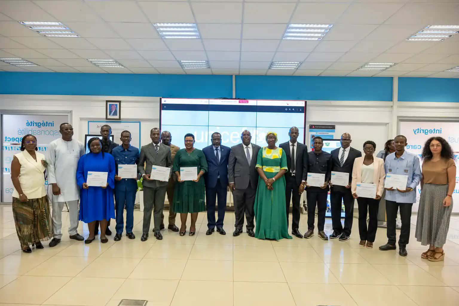 Renforcement des capacités/Remise de certificats IMPrESS : le Ministère du Plan et du Développement encourage la mise en place d’un réseau actif d’auditeurs