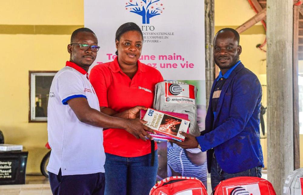 Rentrée scolaire: plusieurs Kits scolaires et des vivres offerts aux pensionnaires de l’orphelinat de Mondoukou