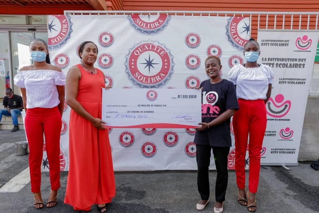 Rentrée scolaire : SOLIBRA appuie ‘’Les Zinzins du Bonheur’’ pour la traditionnelle caravane de distribution de kits scolaires