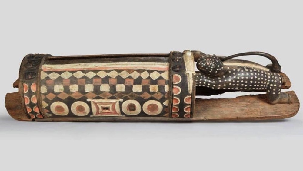 Restitution du Tambour Djidji Ayôkwé : l'Assemblée nationale française vote à l'unanimité le projet de loi autorisant le retour du tambour parleur sacré