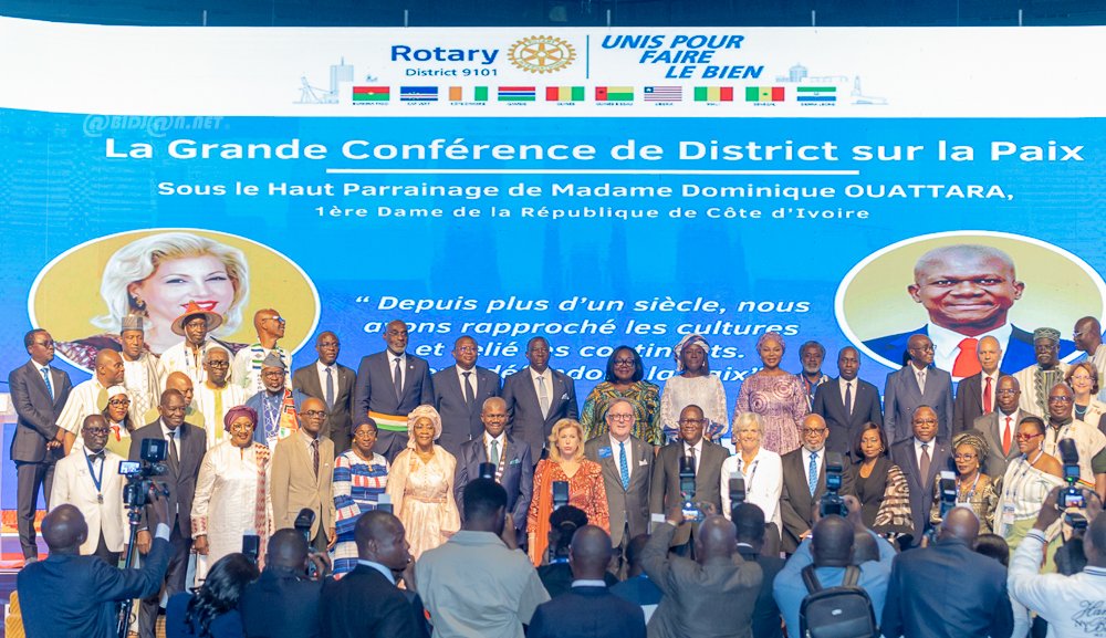Assemblée et Conférence 2026 du District 9101: un millier de rotariens débattent de la paix entre les peuples à Abidjan