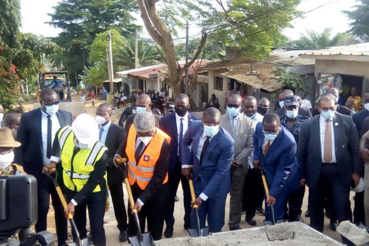 Le ministre Amédé Kouakou lance les travaux de bitumage des voies structurantes de Bingerville