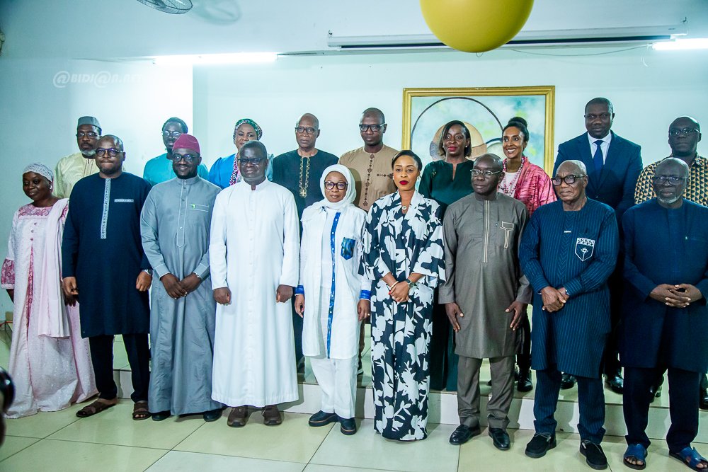 Rupture collective du jeûne : chrétiens et musulmans réunis à l’Église Saint-Jean de Cocody pour promouvoir la fraternité