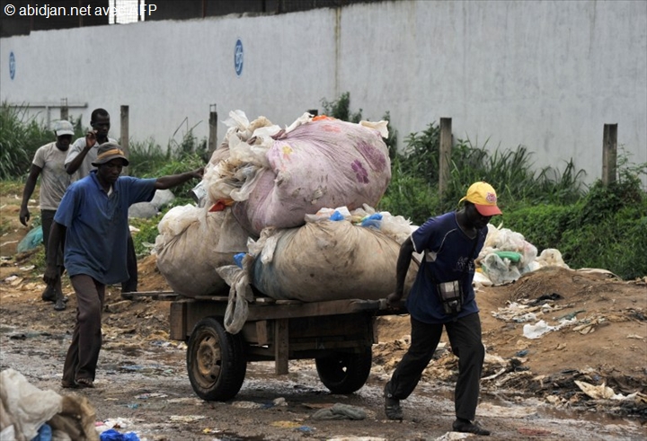 Sacs plastiques: la polémique monte en Côte d’Ivoire