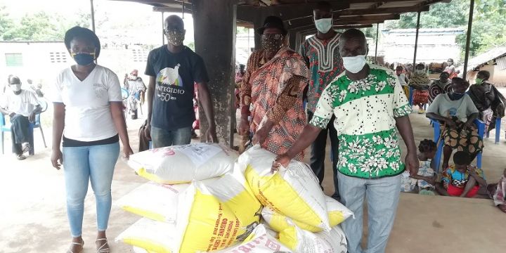 COVID-19: Des vivres et non vivres de la communauté de Saint’Egidio Bouaké aux populations de Raffierkro