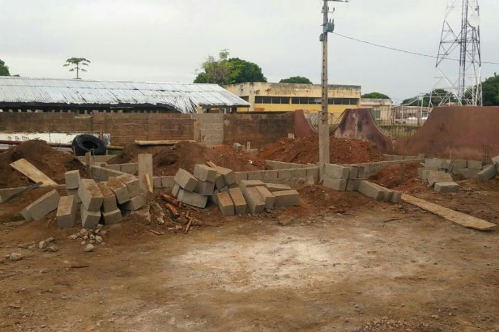 Démarrage des travaux de construction de la salle multimédia des jeunes de Bouna