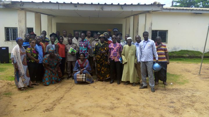 Processus de réparation communautaire : une équipe du Ministère de la Femme, de la Protection de l’Enfant et de la Solidarité et du Pnud à l’écoute des populations du sud-ouest