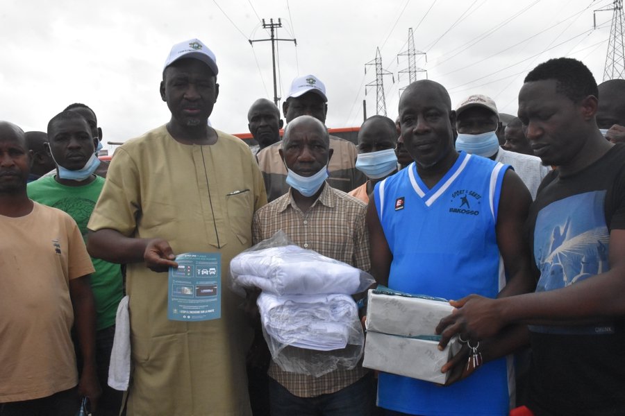 Sécurité routière: les transporteurs sensibilisent à Adjamé et Yopougon