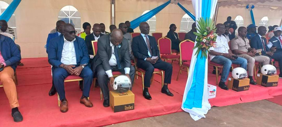 Sécurité routière: une opération de distribution de casque lancée à Bouaké