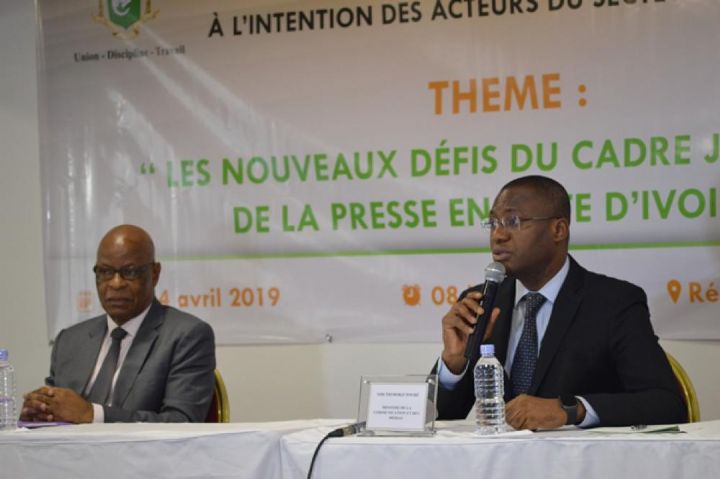 Séminaire de vulgarisation de la nouvelle loi sur la presse : Sidi Touré aux côtés de l’ANP