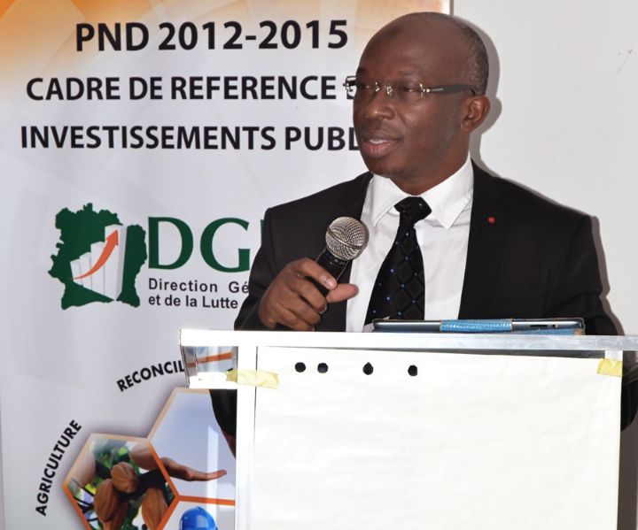 Le maire de Samatiguila met deux cars à la disposition des populations pour l’accueil du Chef de l’Etat à Odienné