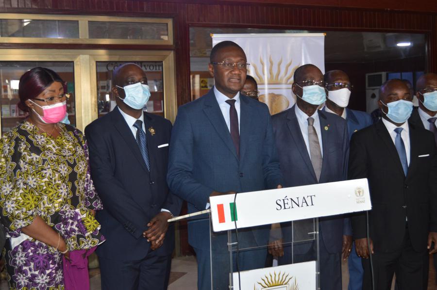 Sénat : Adoption de 2 projets de loi relatifs au métro d’Abidjan et au barrage de Singrobo-Ahouaty