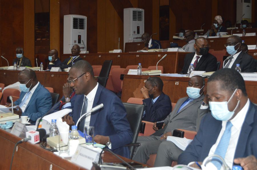 Sénat : le projet de budget 2022 et l’annexe fiscale adoptés à l’unanimité