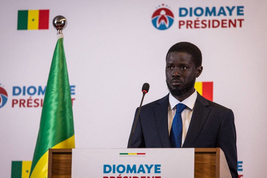 Sénégal: les résultats officiels confirment une large victoire de l'opposant Faye au 1er tour