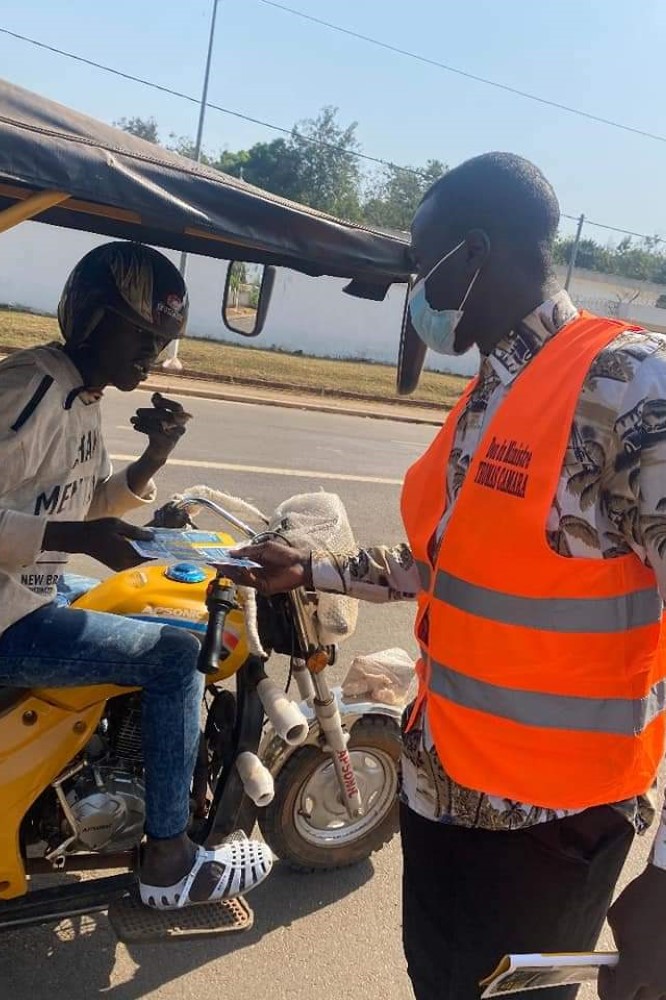 Sécurité routière : un accent particulier sur la sensibilisation au port de casque et à la possession du permis de conduire à Daloa à la 15è édition de la semaine nationale