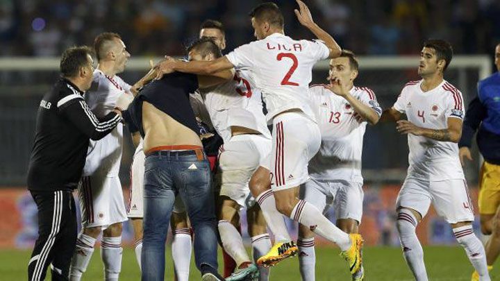 Euro-2016 : le match Serbie-Albanie définitivement arrêté après des incidents