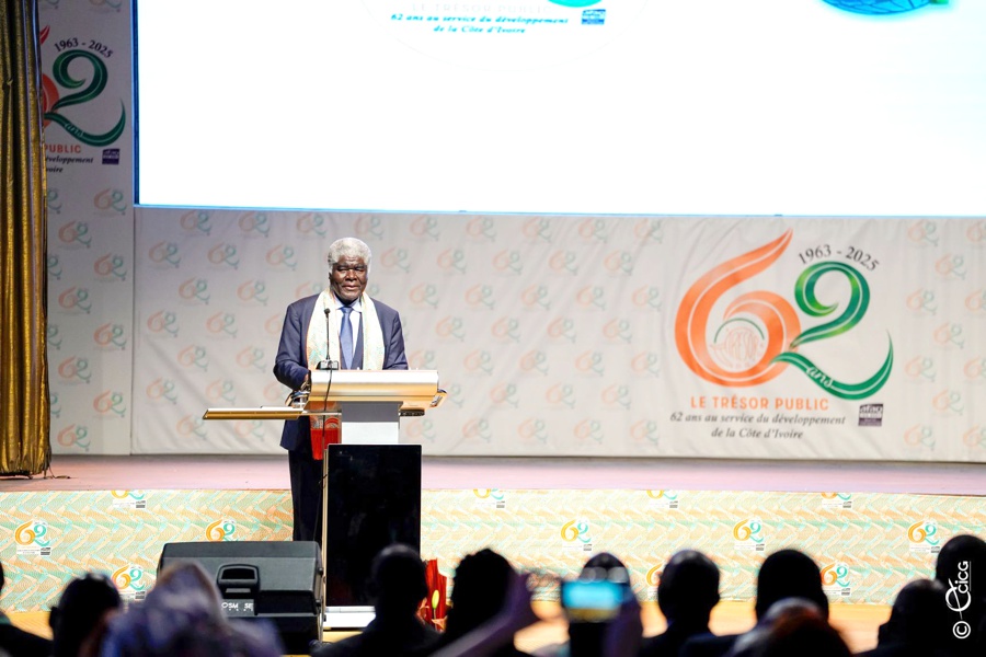 Services du Trésor : le Premier Ministre Robert Beugré Mambé appelle l'AIST à accélérer le développement socio-économique des États membres