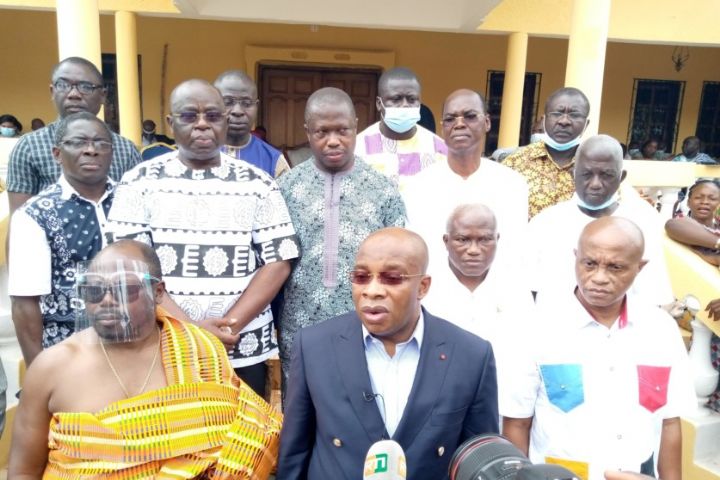 Le ministre Siandou Fofana invite les régions voisines d’Agnibilékrou à vivre dans l’harmonie et la paix