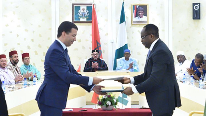 Le Roi Mohammed VI et le président du Nigeria Muhammadu Buhari lancent le projet de réalisation d’un gazoduc reliant le Nigéria et le Maroc