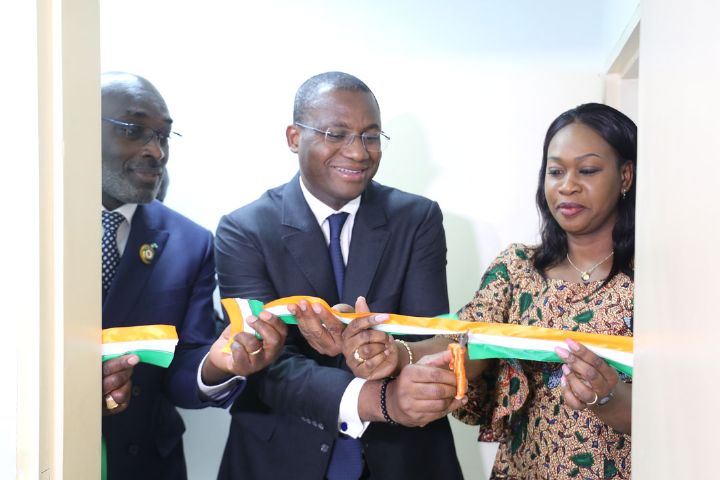 Sidi Touré aux jeunes de Cocody : “Fréquenter le guichet emploi  pour bénéficier de ses prestations dans votre parcours”
