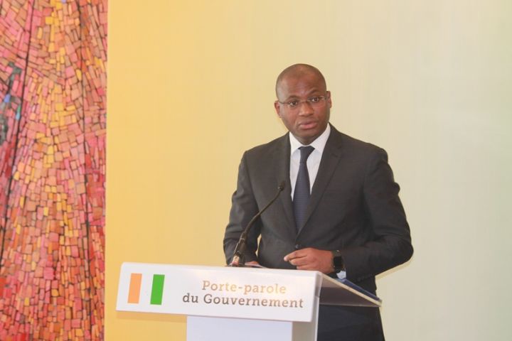 Grève dans l’Enseignement: le Gouvernement rassure que l’année scolaire ne sera pas compromise (Conseil des Ministres)