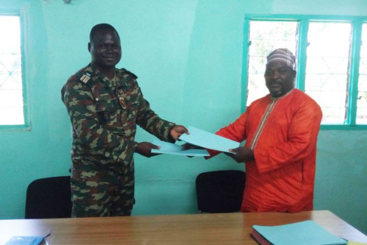 Signature de convention entre l’OIPR et la plateforme des chefs de village à la périphérie du Parc de la Comoé