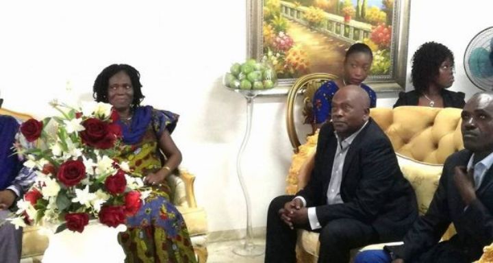 En visite chez l’ex-Première dame : Anaky Kobena fait une proposition, Simone Gbagbo donne son accord, Mme Bédié également annoncée