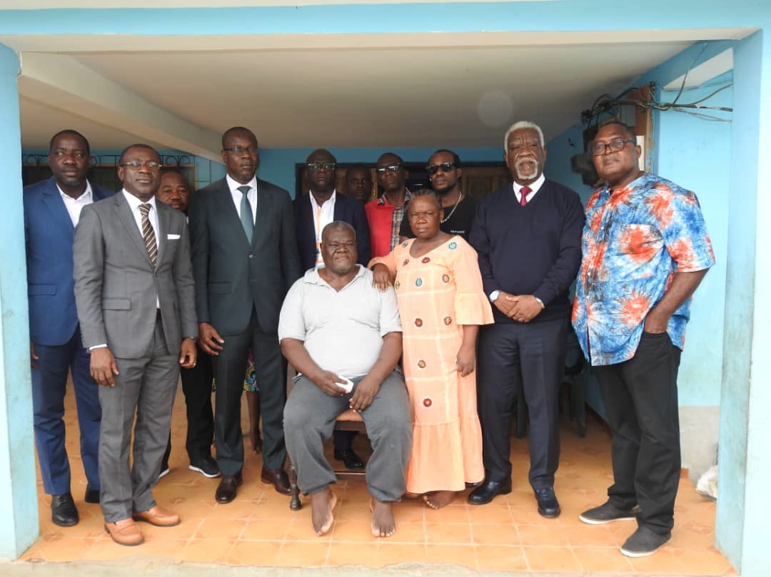 Solidarité: Victime d’un AVC, l’acteur Zoumana reçoit le réconfort du ministère de la culture