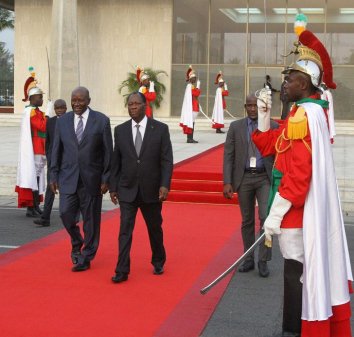 Alassane Ouattara a quitté Abidjan pour Cotonou