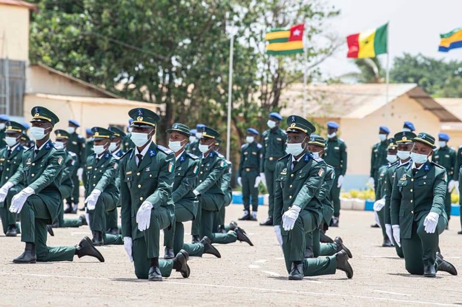 FACI: 985 recrues de la classe 2022-1A présentées au drapeau à l’ENSOA