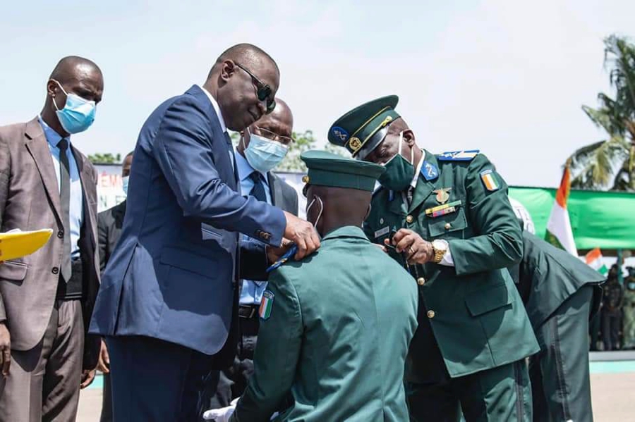 Sortie de promotion à l'ENSOA: Amadou Koné encourage ses filleuls militaires à être des modèles dans la rigueur et l'abnégation au travail