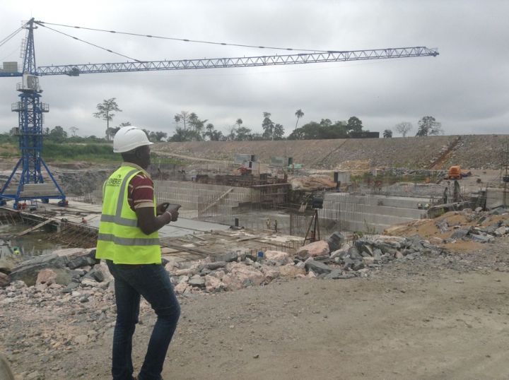 Les populations impactées par la construction du barrage hydroélectrique de Soubré reçoivent des vivres