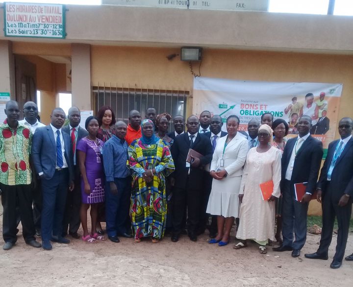 Souscription aux produits d’épargne : les populations de Touba adhèrent aux Bons et Obligations du Trésor