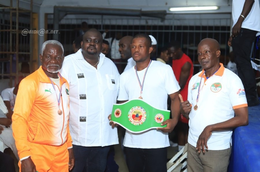 Sport/Boxe (WABU Supers moyens) : Koné Adama honoré par les entraîneurs à Treichville