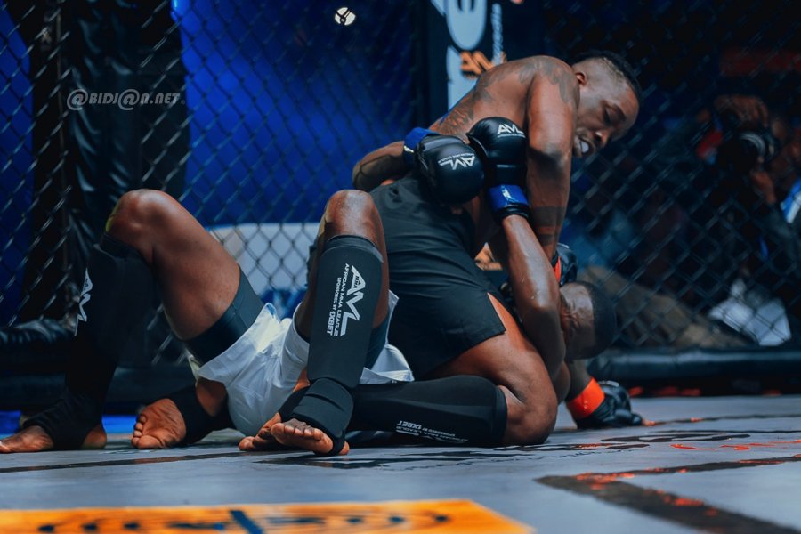 Sport Samo Samo A Brillamment Remport Son Duel Face Au Camerounais 