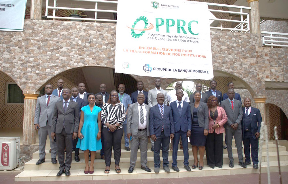 Suivi-évaluation des programmes et projets d'investissement du secteur public : des membres du secrétariat permanent du COMOREX en atelier à Jacqueville