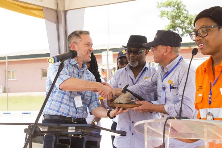 Les mines d’or de Bonikro et de Hiré (Divo) passent sous le contrôle d’Afrique Gold