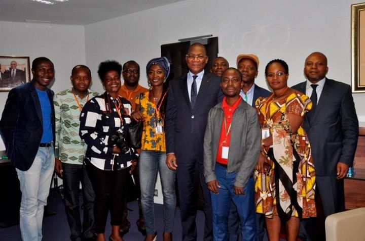 Le ministre Bruno Koné appelle à décentraliser l’impression pour sauver les journaux ivoiriens