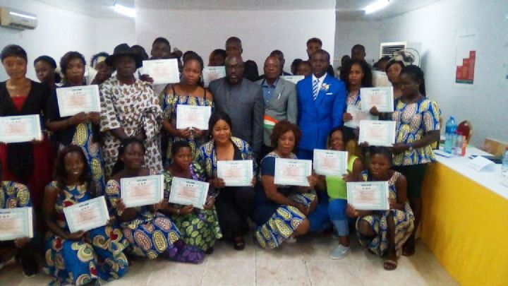 Des jeunes formés aux métiers d’aide-soignante et en auxiliaire de pharmacie à Yamoussoukro