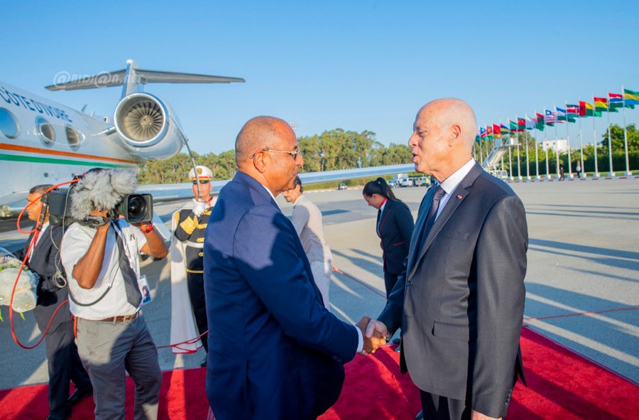Ticad 8: le Premier Ministre Patrick Achi et la délégation ivoirienne sont arrivés à Tunis
