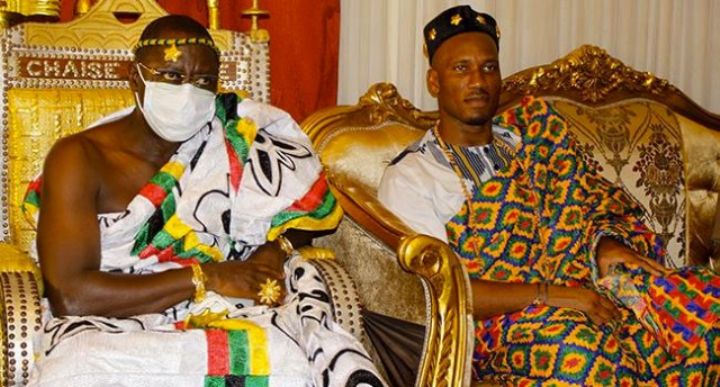 Didier Drogba fait chef traditionnel de Niablé