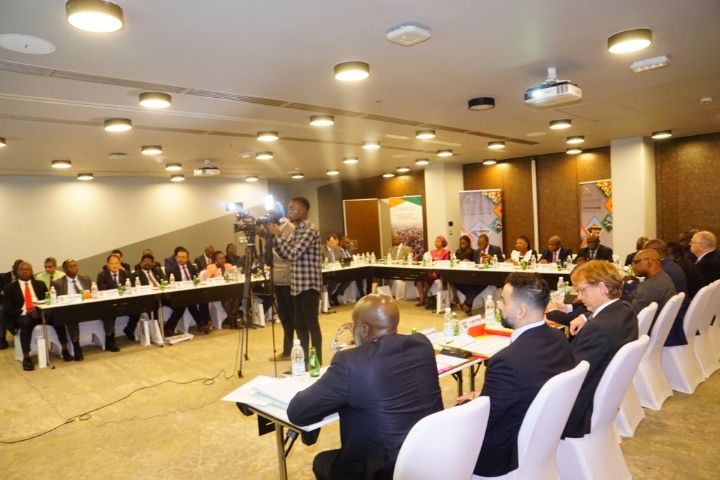 Côte d`Ivoire : Le ministre ivoirien des mines et les professionnels miniers en conclave pour l`élaboration du document développement local du cycle 2020-2025.