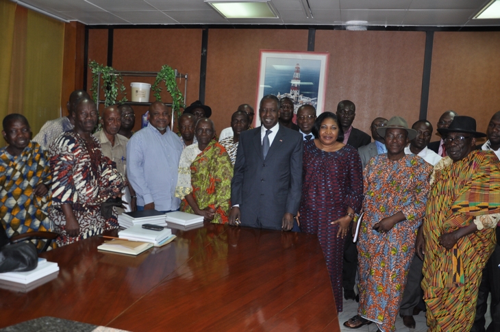 Rencontre du Ministre des Mines,  du Pétrole et de l’Energie avec les Chefs coutumiers des différents quartiers de la commune d’Abobo