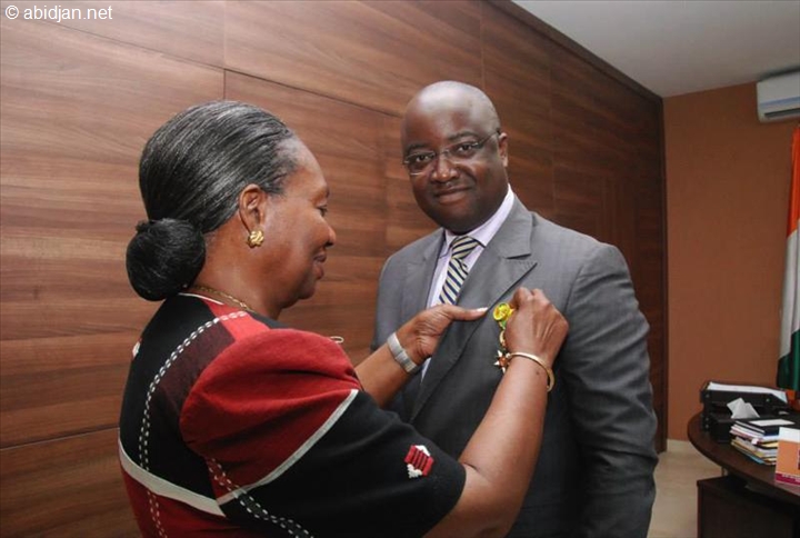 Le journaliste Touré Moussa élevé au grade d’officier de l’ordre du mérite