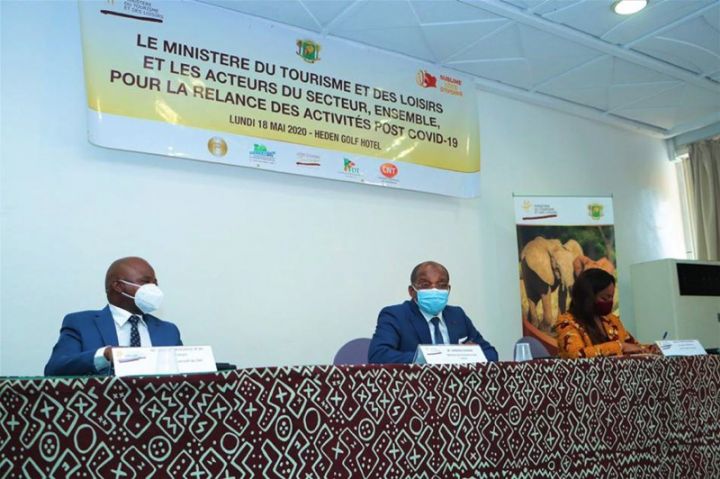 Industrie touristique/COVID 19 : le ministre Siandou Fofana et les acteurs partagent les recettes de la relance après la crise sanitaire